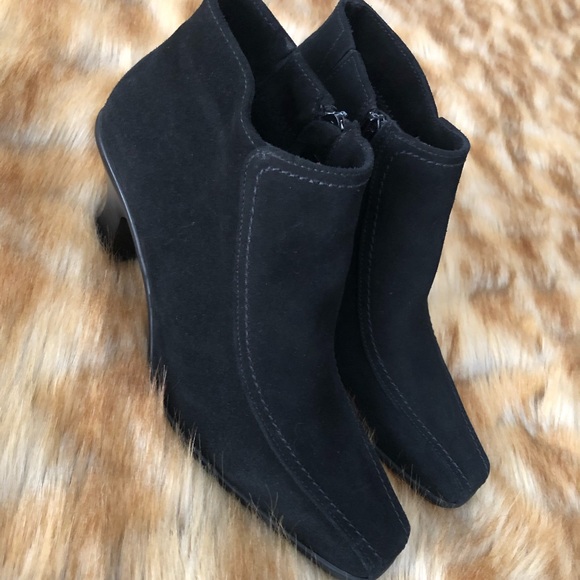 La CANADIENNE Ankle Boots - Picture 4 of 10